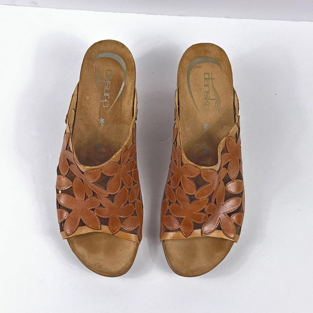 Dansko Clarrisa Sandals Womens 40 Brown Leather Floral Cutout Mule Slide Heels - Picture 9 of 11